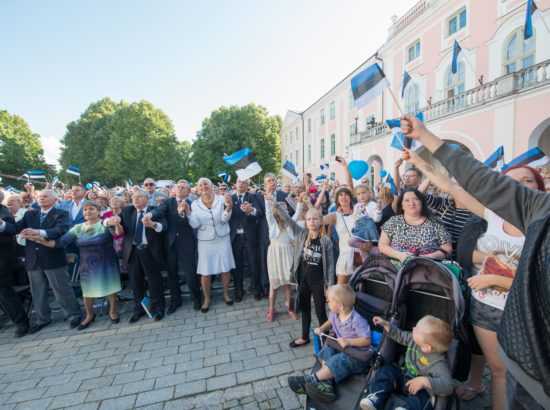 Kontsert "Ei ole üksi ükski maa"